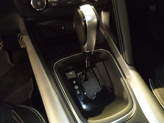 RENAULT Kadjar 00014442_VO38043670