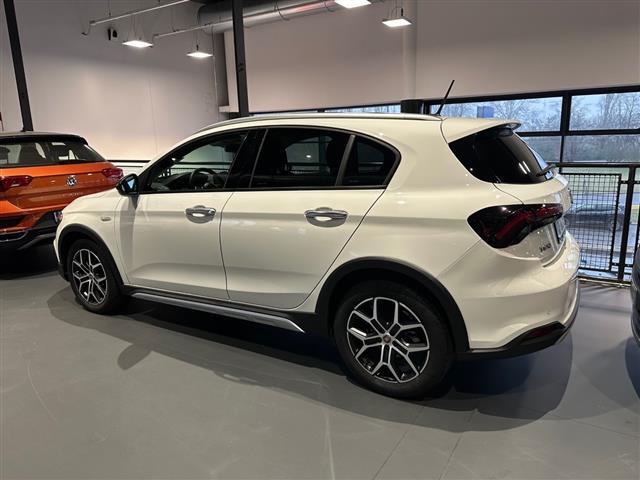 FIAT Tipo Cross II 2021 04821899_VO38013042
