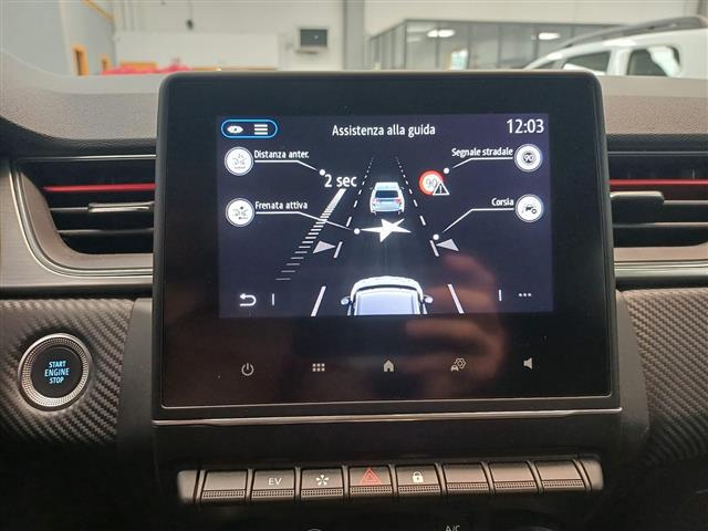 RENAULT Captur 00016026_VO38023184