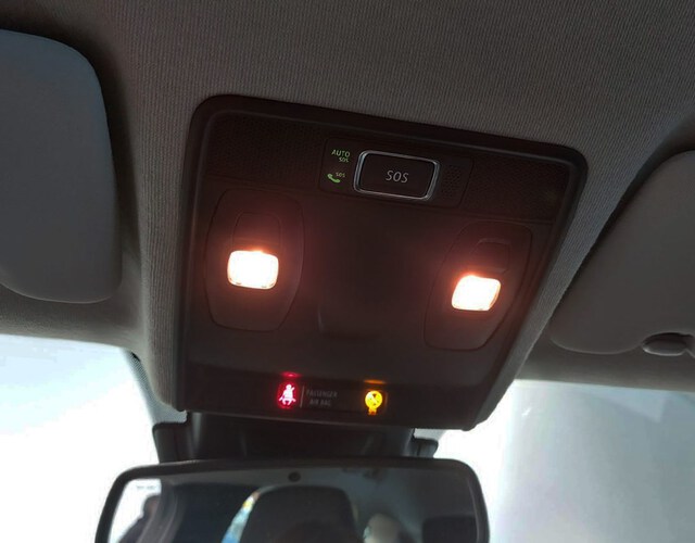 Inside Captur  Blanco Nacarado con 