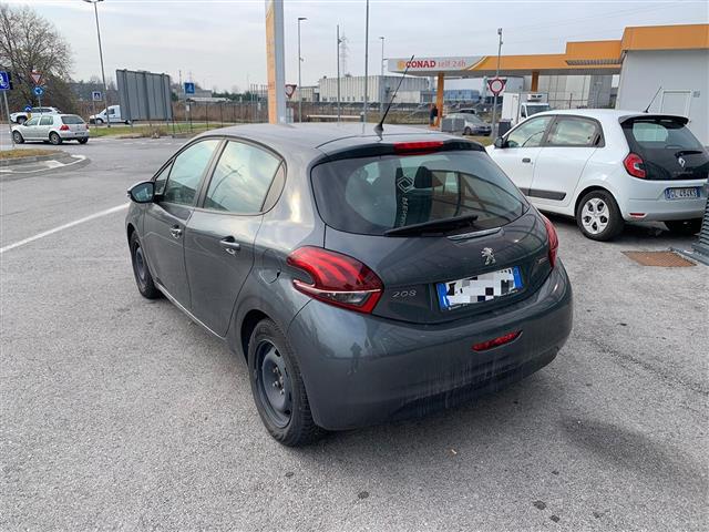 PEUGEOT 208 02439871_VO38013041