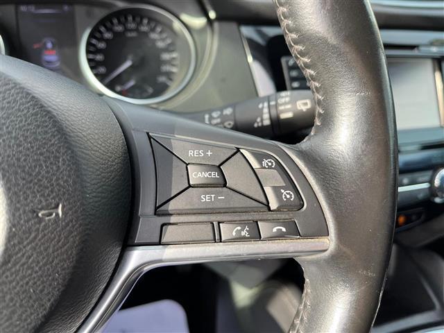 NISSAN Qashqai 02640859_VO38043366