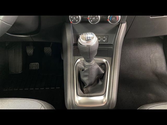 RENAULT Captur 00335648_VO38013550