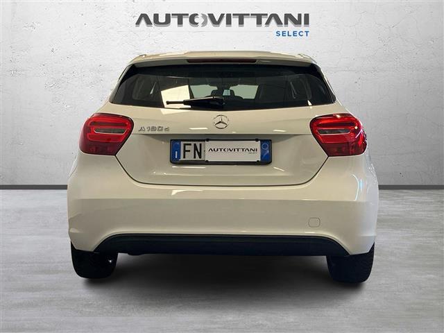 MERCEDES Classe A 00985019_VO38023207
