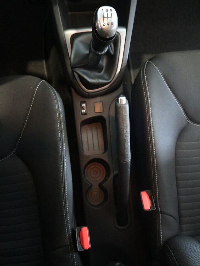 Inside Clio  Rojo Deseo