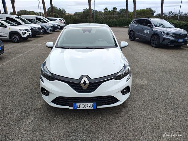 RENAULT Clio 00964689_VO38013353