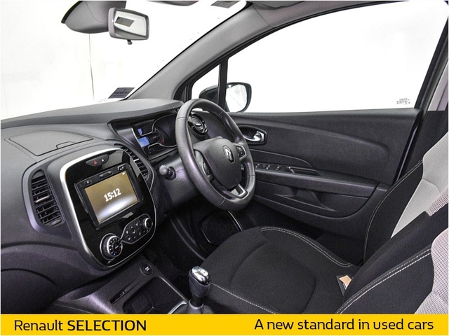 Exterior Captur  Red