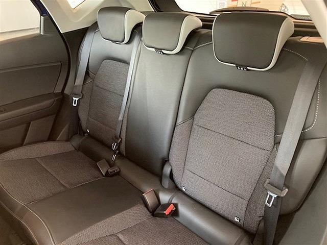 RENAULT Captur 00015883_VO38023184