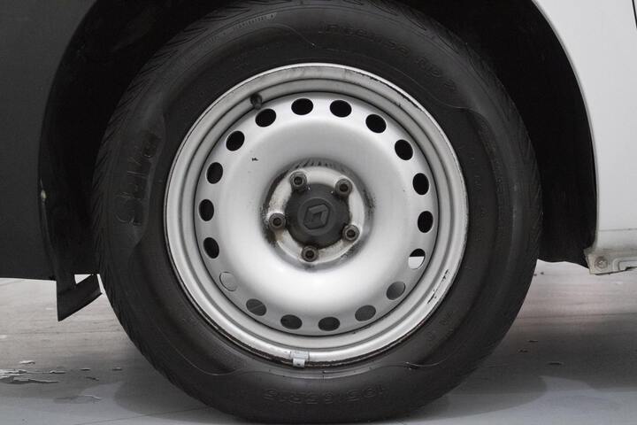 Outside Kangoo Furgón Diesel  Blanco Mineral