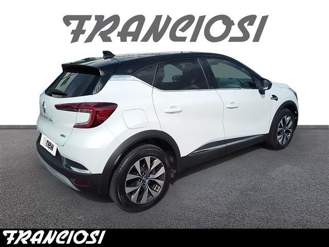 RENAULT Captur 00023749_VO38013018