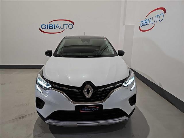 RENAULT Captur 02409076_VO38013170