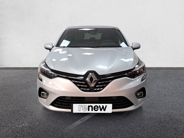 Outside  Clio  Gris Platino