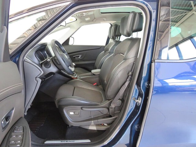 Inside Scénic Diesel  Azul Cosmos
