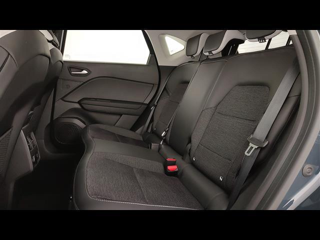 RENAULT Captur 00948749_VO38023732