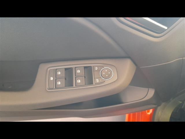 RENAULT Clio V 2019 00023944_VO38013404