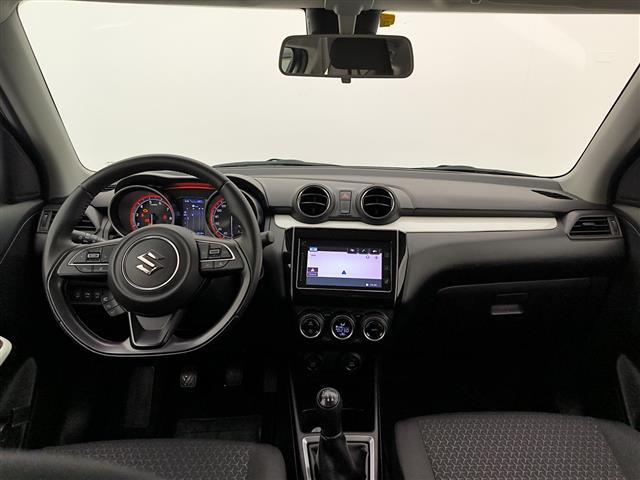 SUZUKI Swift VI 2017 00973119_VO38023732