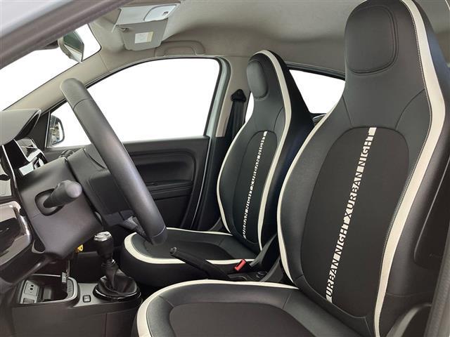 RENAULT Twingo III 2019 00984992_VO38023207