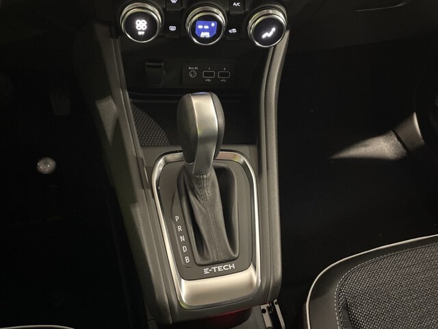 Inside Captur Híbrido  Blanco Nacarado con 