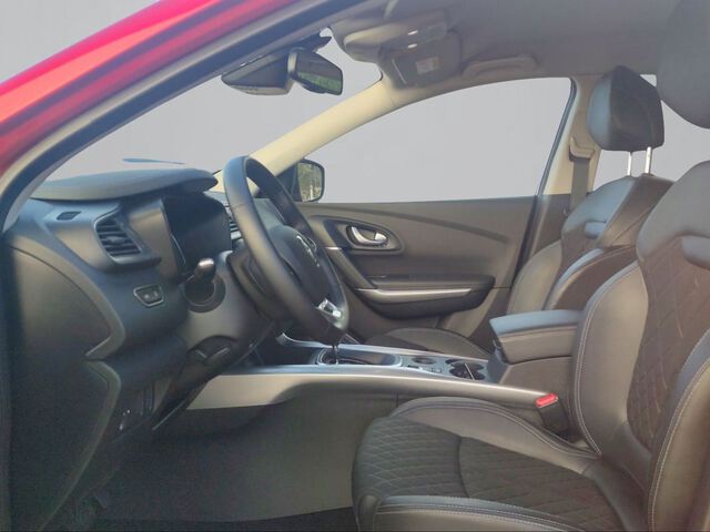 Inside Kadjar  Rojo Deseo