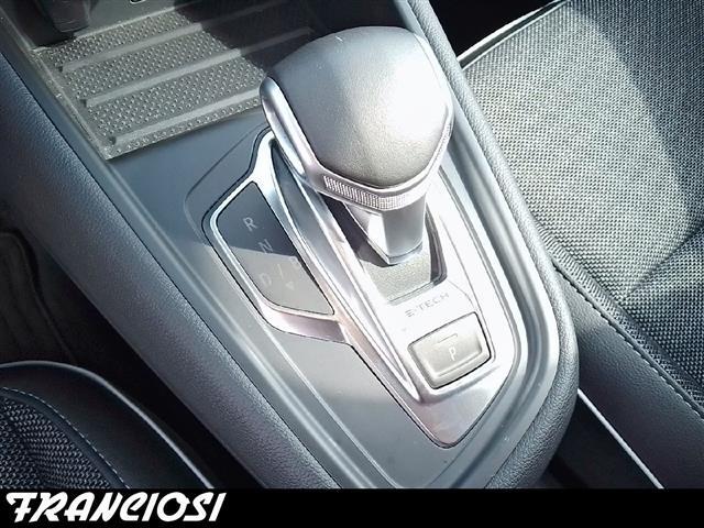 RENAULT Captur 00023749_VO38013018