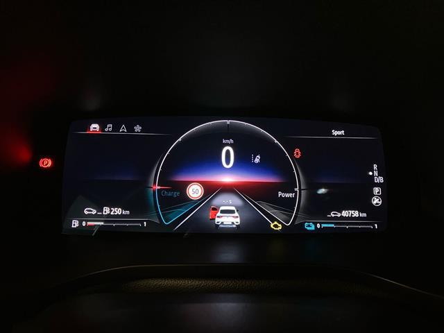 RENAULT Arkana 00984772_VO38023207