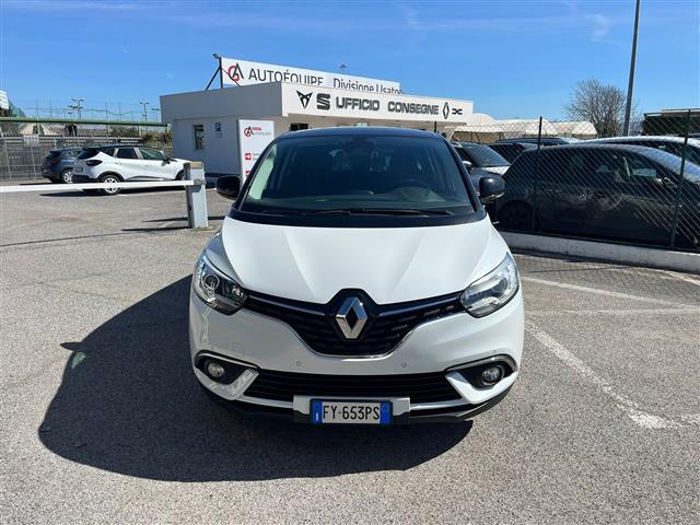 RENAULT Grand Scenic 02640318_VO38043366