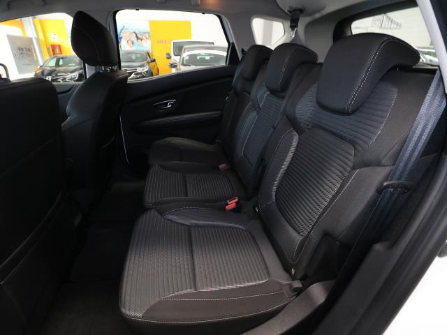 RENAULT Scenic 00077341_VO38023184