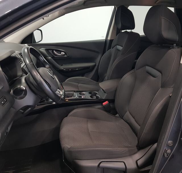 Inside Kadjar  GRIS