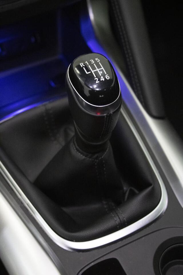 Inside Kadjar  Azul Cosmos