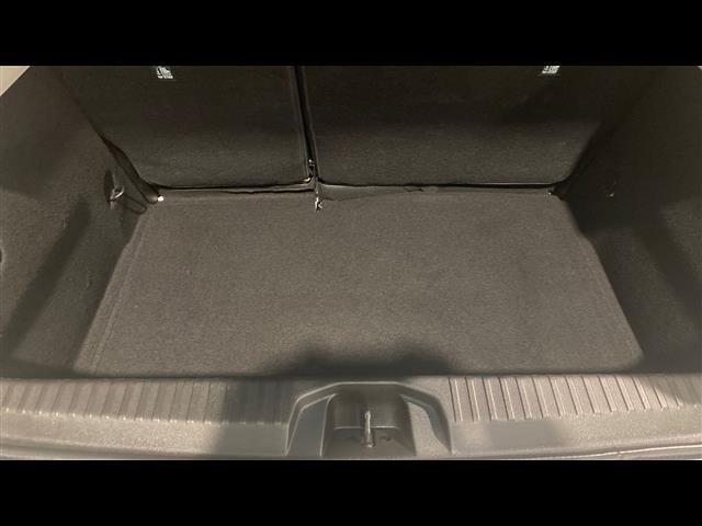 RENAULT Clio 00335516_VO38013550