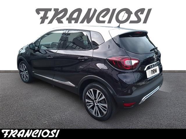 RENAULT Captur 00022907_VO38013018