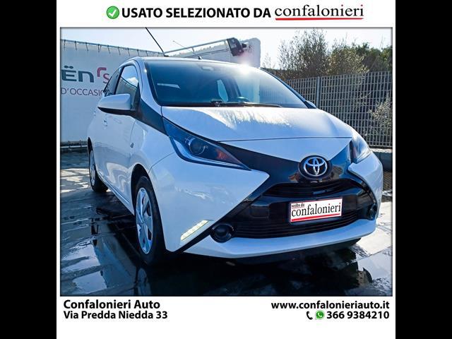 TOYOTA Aygo 00009522_VO38013165