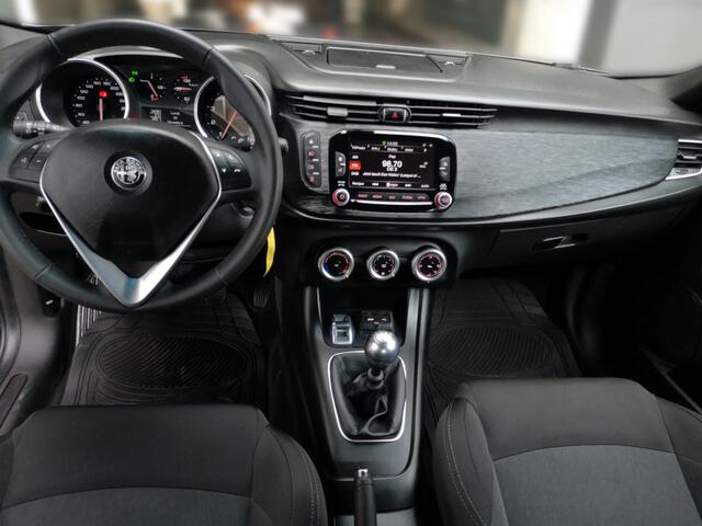 Außenausstattung Giulietta NERO ETHA MET.       schwarz