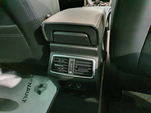 Inside Mégane Sport Tourer Híbrido Enchufable  Gris Highland