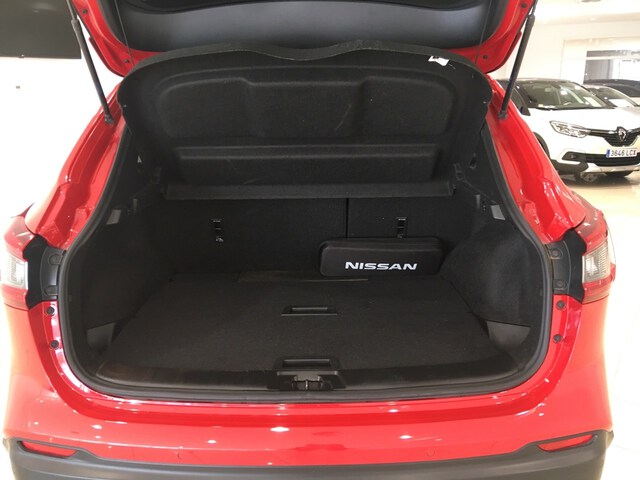 Inside Qashqai Diesel  Rojo Sóildo