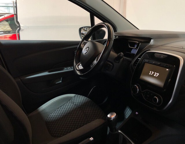Inside Captur  Marfil Delhi