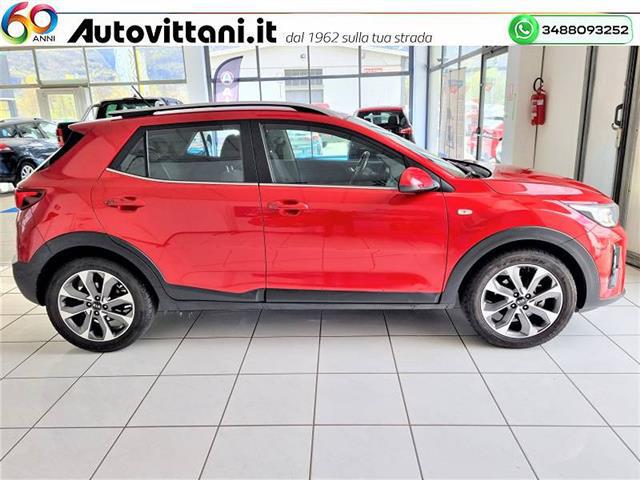 KIA MOTORS Stonic 00963936_VO38023207
