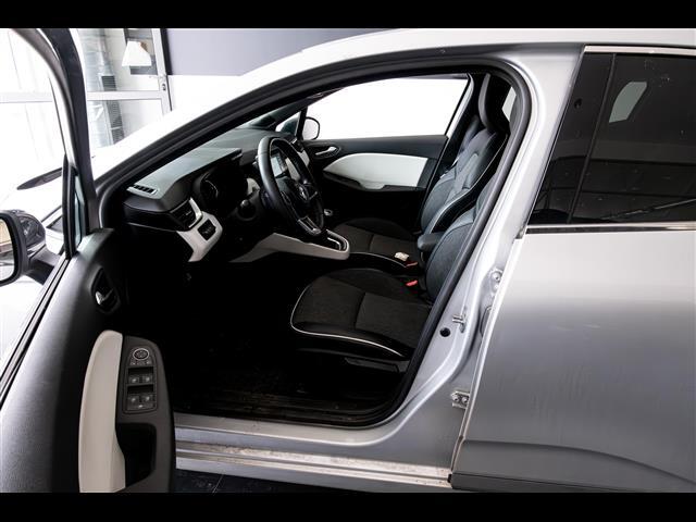 RENAULT Clio 00094543_VO38013437