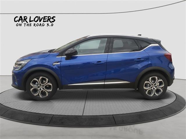 RENAULT Captur 05257626_VO38013034