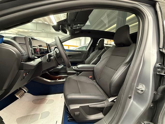 RENAULT Scenic V 2024 00086315_VO38023184