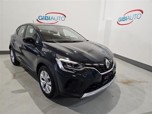 RENAULT Captur 02415978_VO38013170