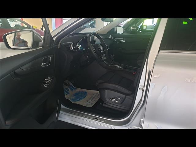 Mg HS 00024206_VO38013404