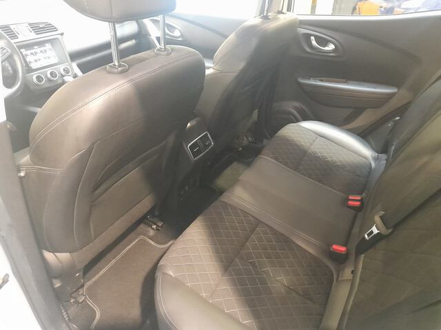 Inside Kadjar  Blanco Nacarado
