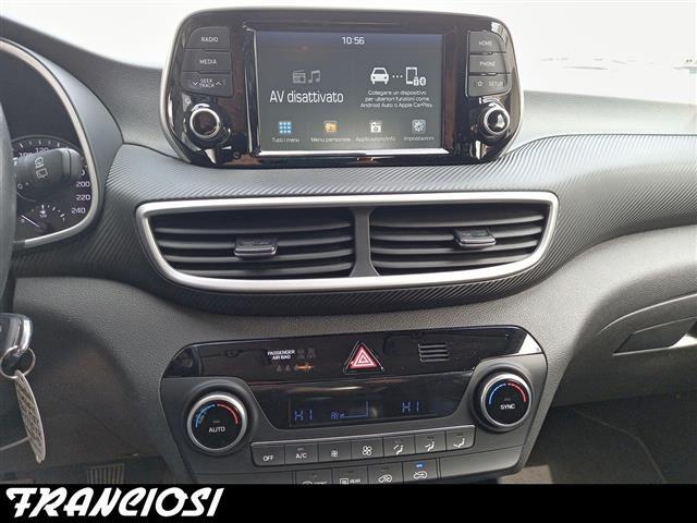 HYUNDAI Tucson II 2018 00023501_VO38013018