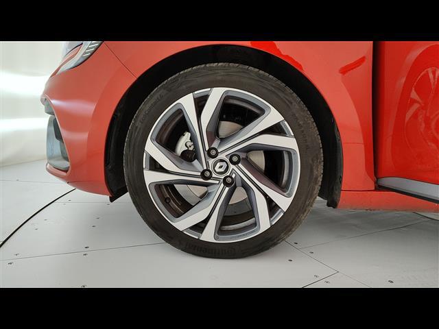 RENAULT Clio 00947971_VO38023732