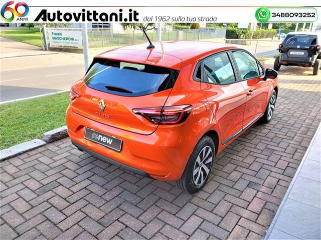 RENAULT Clio 00968039_VO38023207