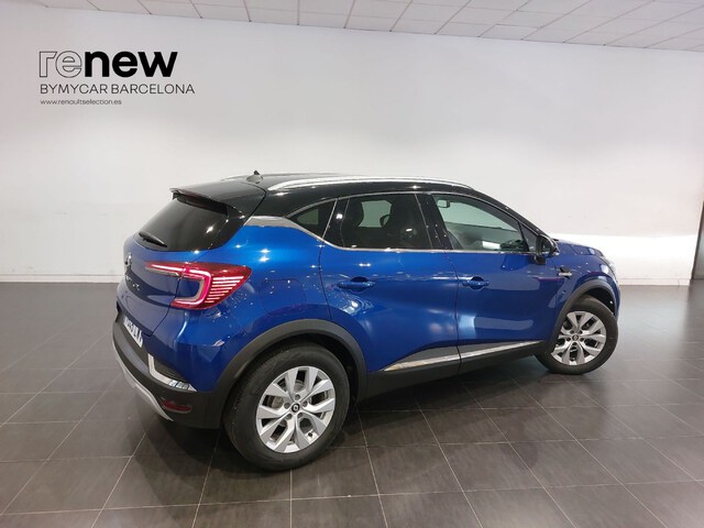 Outside Captur  Azul