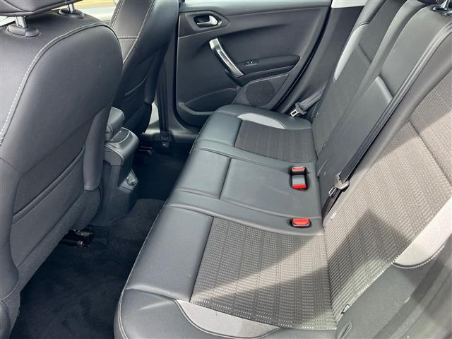 PEUGEOT 2008 02641210_VO38043366