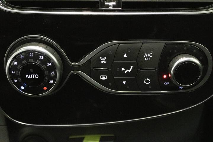 Inside Clio Diesel  Rojo Deseo
