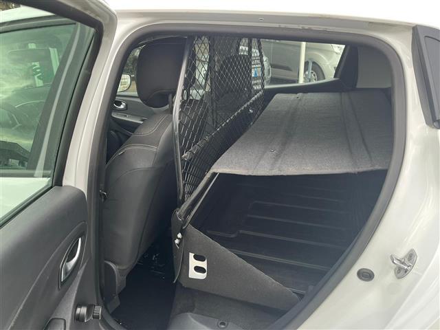 RENAULT Clio 02641139_VO38043366